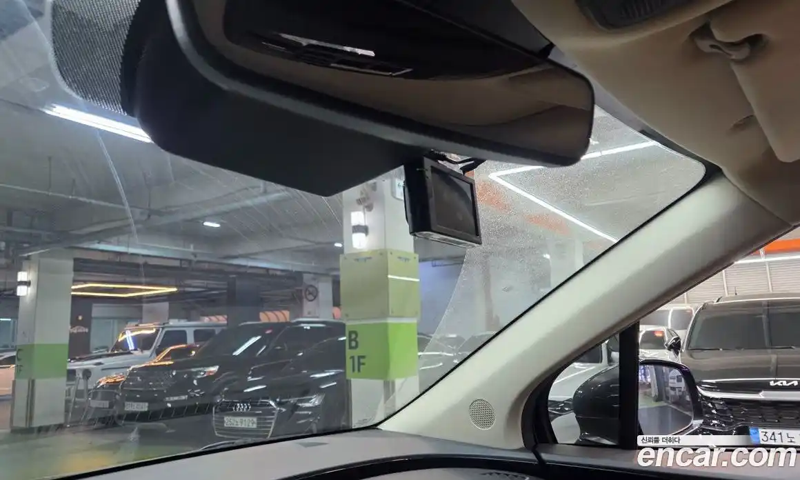 Kia Canival 2021 3.5 Автомат в Москве № 51481, фото 14