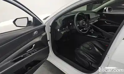 Hyundai Avante 2024 1.6 Автомат в Москве № 518587, миниатюра 11