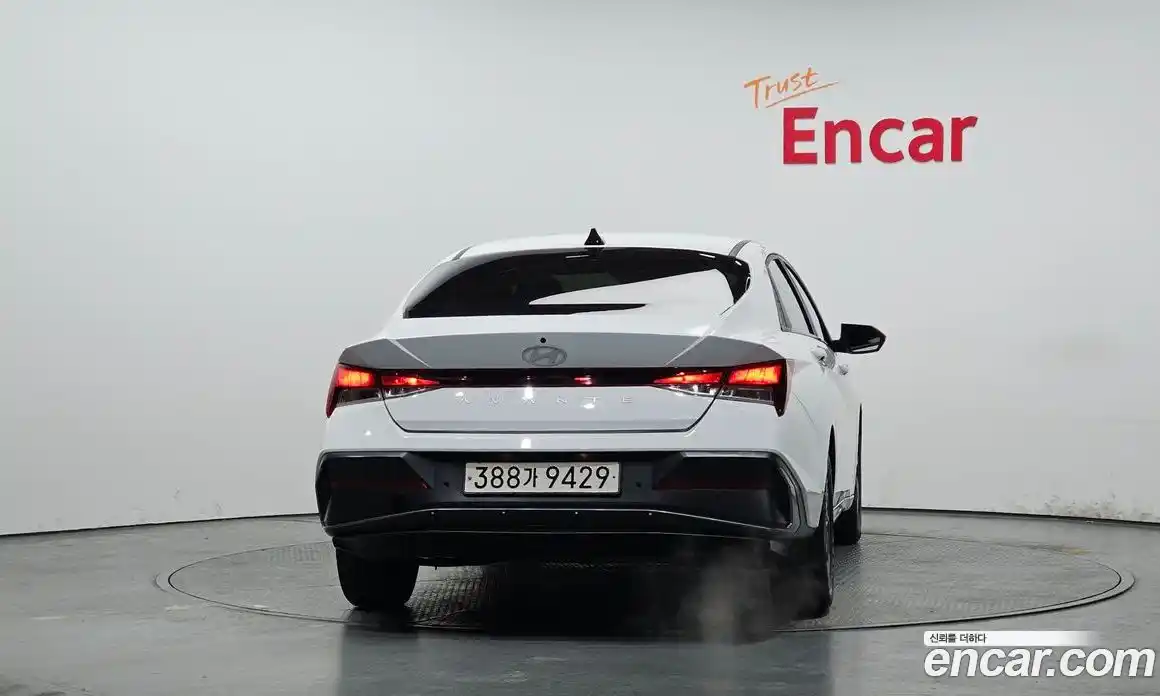 Hyundai Avante 2024 1.6 Автомат в Москве № 518587, фото 4