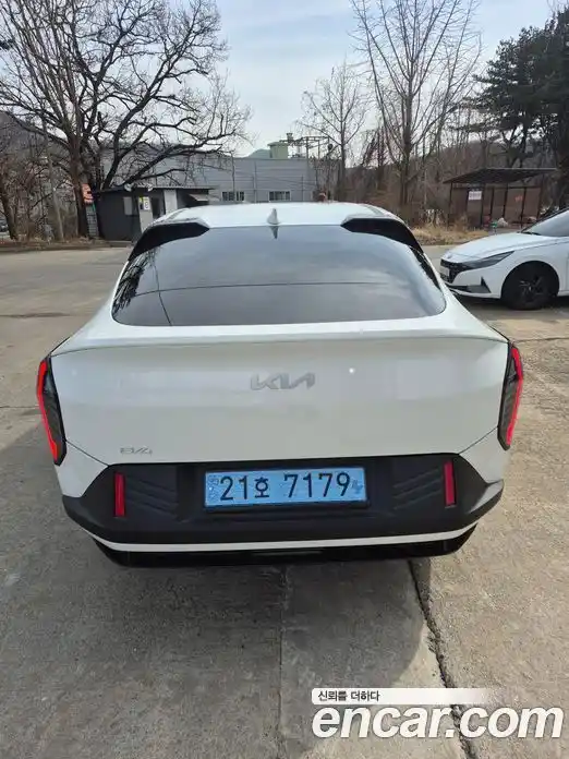 Kia EV4 2026 Автомат в Москве № 519205, фото 5