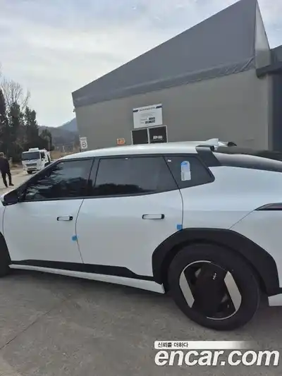 Kia EV4 2026 Автомат в Москве № 519205, миниатюра 7