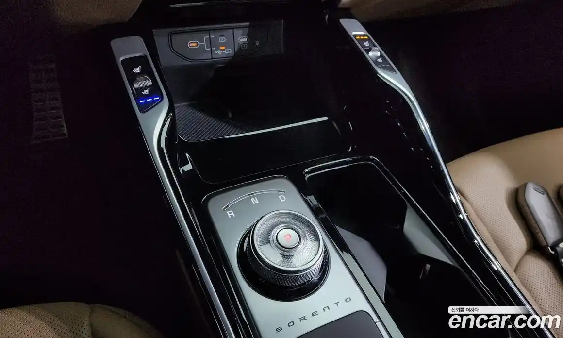 Kia Sorento 2024 1.6 Автомат в Москве № 519674, фото 9