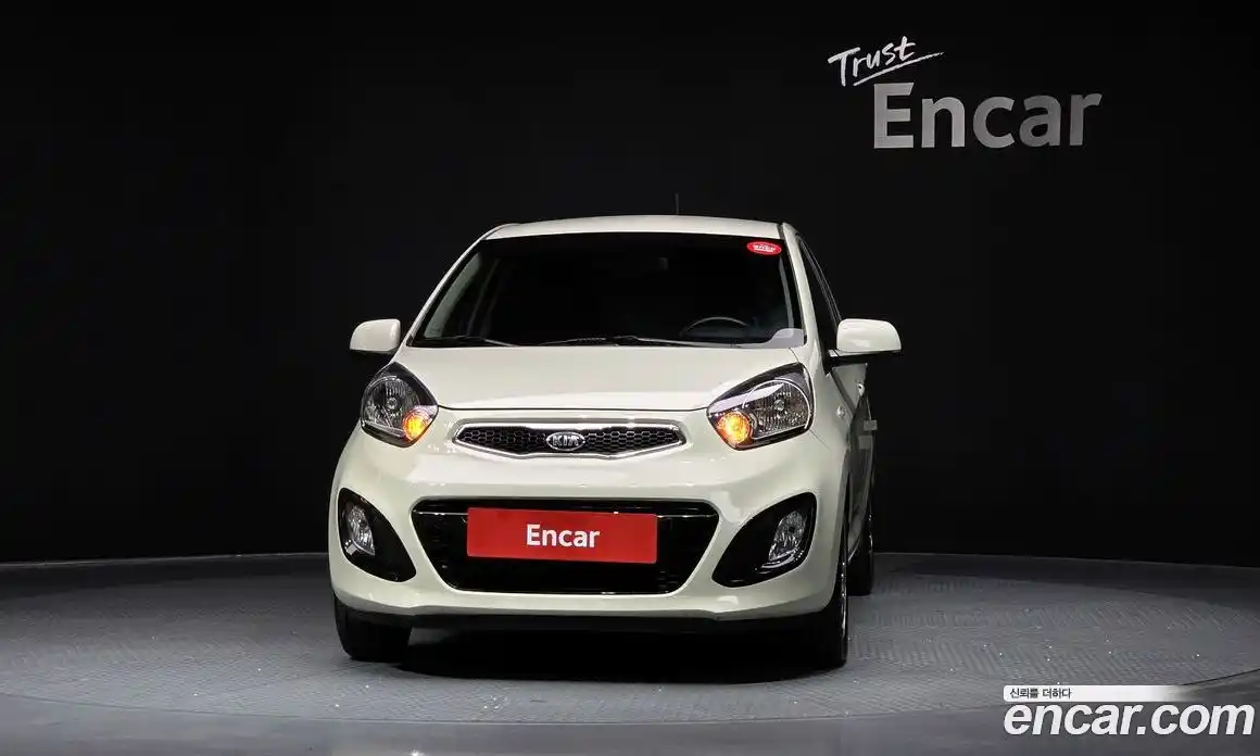 Kia Morning 2014 1.0 Автомат в Москве № 520136, фото 3