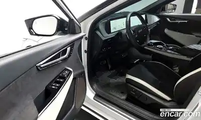 Kia EV6 2023 0.1 Автомат в Москве № 520257, миниатюра 11