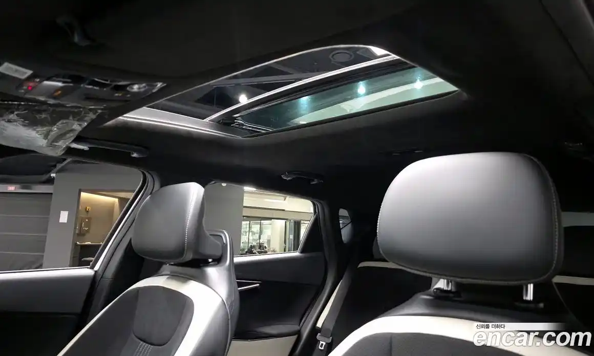 Kia EV6 2023 0.1 Автомат в Москве № 520257, фото 17