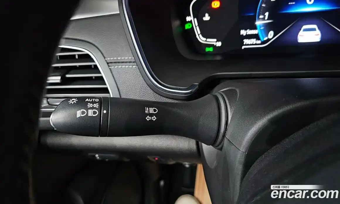 Renault SM6 2024 2.0 Автомат в Москве № 521129, фото 14