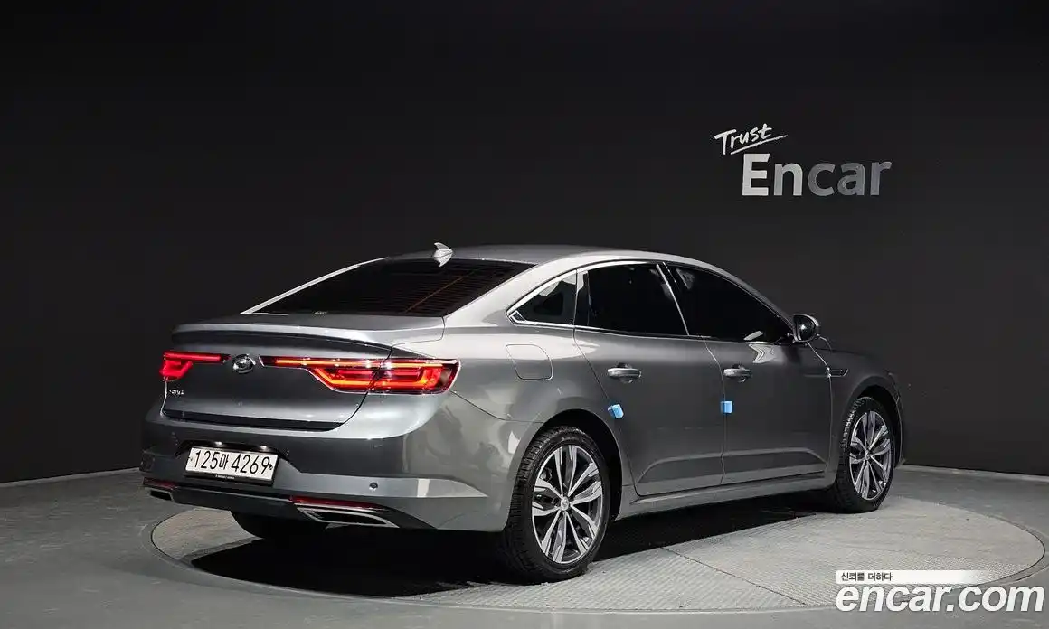 Renault SM6 2024 2.0 Автомат в Москве № 521129, фото 2