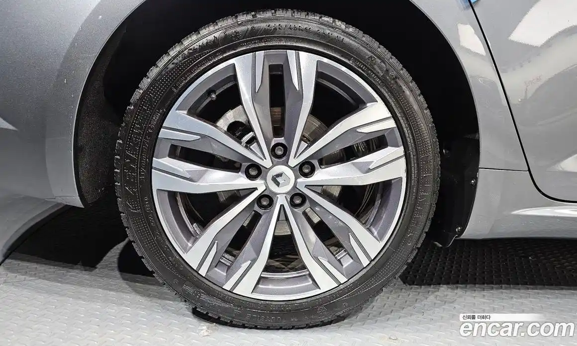 Renault SM6 2024 2.0 Автомат в Москве № 521129, фото 5