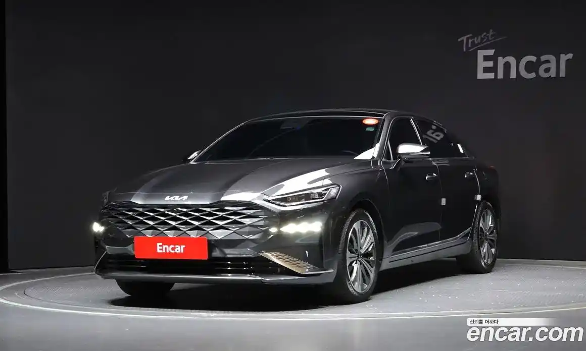 Kia K8 2022 1.6 Автомат в Москве № 523019, фото 1