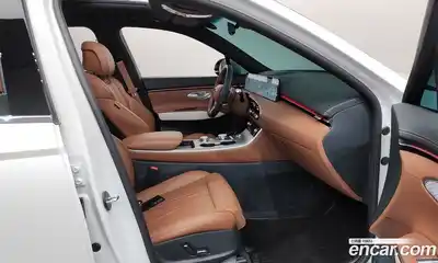 Genesis GV70 2025 2.5 Автомат в Москве № 523239, миниатюра 11