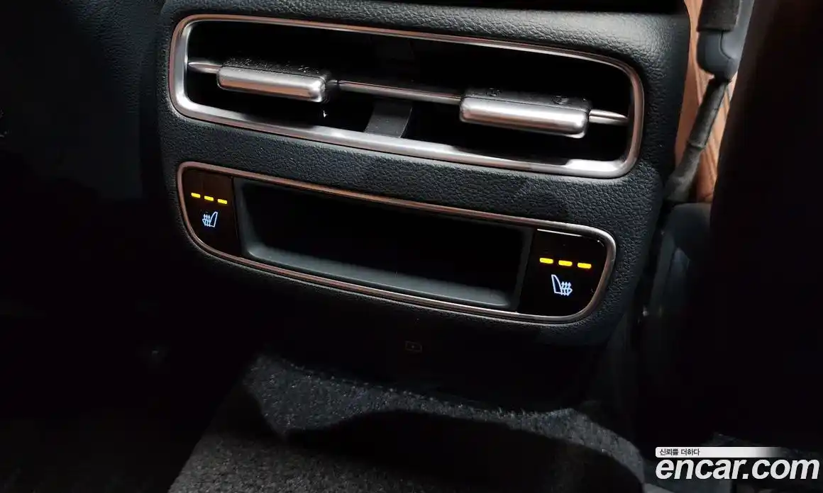 Genesis GV70 2025 2.5 Автомат в Москве № 523239, фото 19