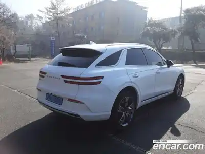Genesis GV70 2022 0.4 Автомат в Москве № 523862, миниатюра 2