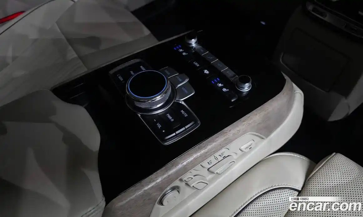 Genesis G90 2021 3.8 Автомат в Москве № 524110, фото 19