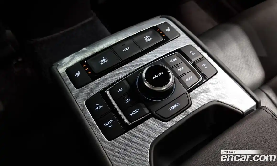 Genesis G80 2018 3.3 Автомат в Москве № 524173, фото 18