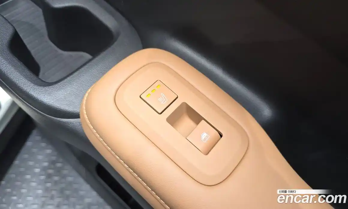 Hyundai Santa Fe 2024 2.5 Автомат в Москве № 529875, фото 17