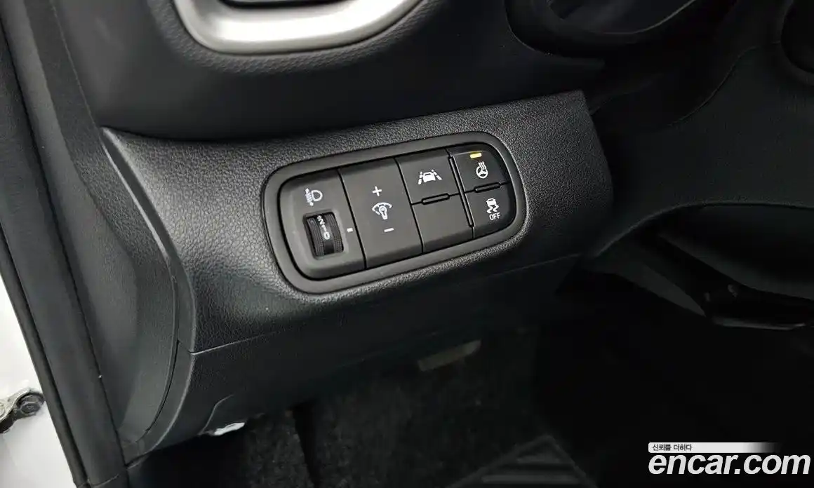 Hyundai Venue 2022 1.6 Автомат в Москве № 530831, фото 18