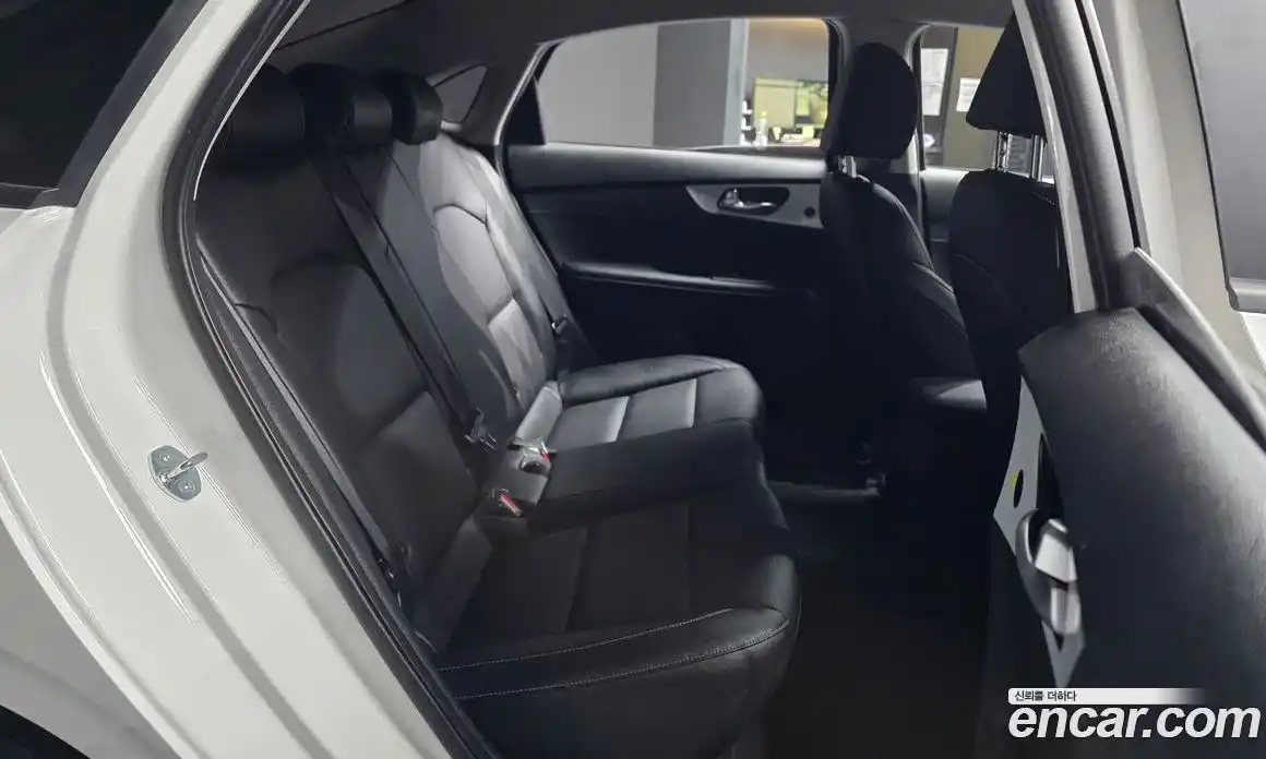 Kia K3 2024 1.6 Автомат в Москве № 531617, фото 12