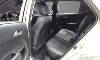 Kia Morning 2023 1.0 Автомат в Москве № 532466, миниатюра 12