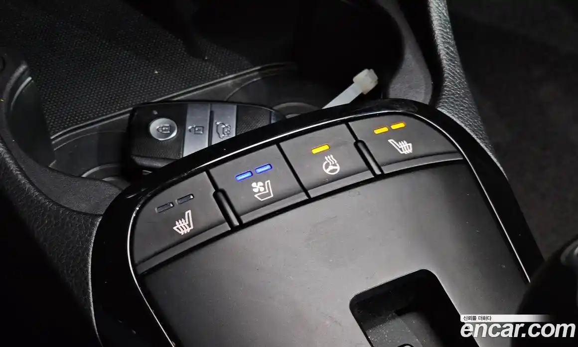 Kia Morning 2023 1.0 Автомат в Москве № 532466, фото 20