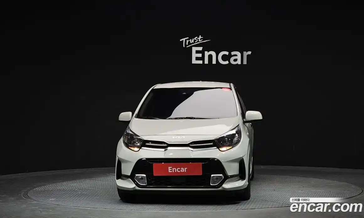 Kia Morning 2023 1.0 Автомат в Москве № 532466, фото 3