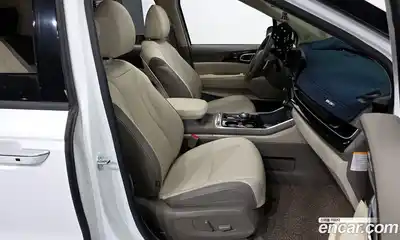 Kia Canival 2024 1.6 Автомат в Москве № 532603, миниатюра 11