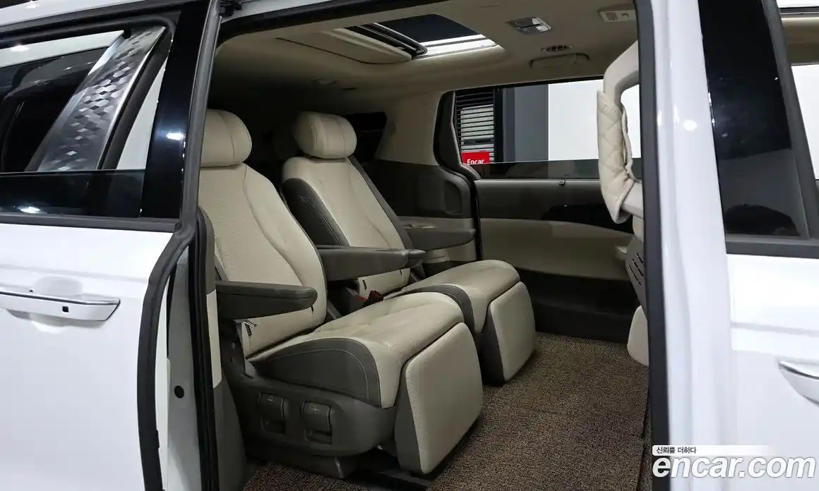 Kia Canival 2024 1.6 Автомат в Москве № 532603, фото 12