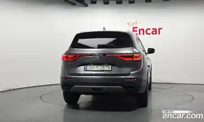 Renault QM6 2022 2.0 Автомат в Москве № 533323, миниатюра 4