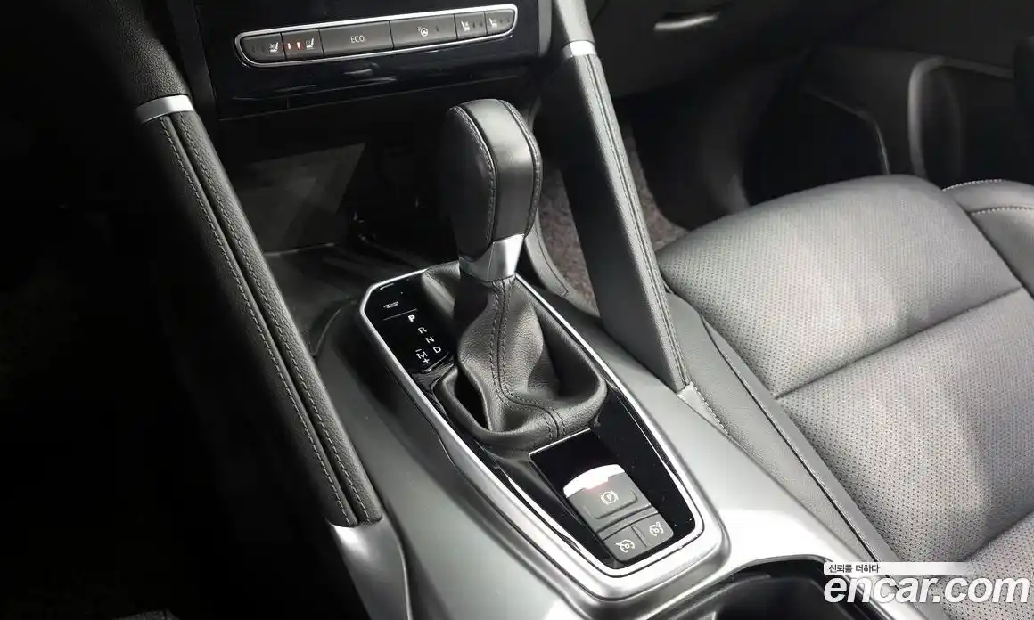 Renault QM6 2022 2.0 Автомат в Москве № 533323, фото 9