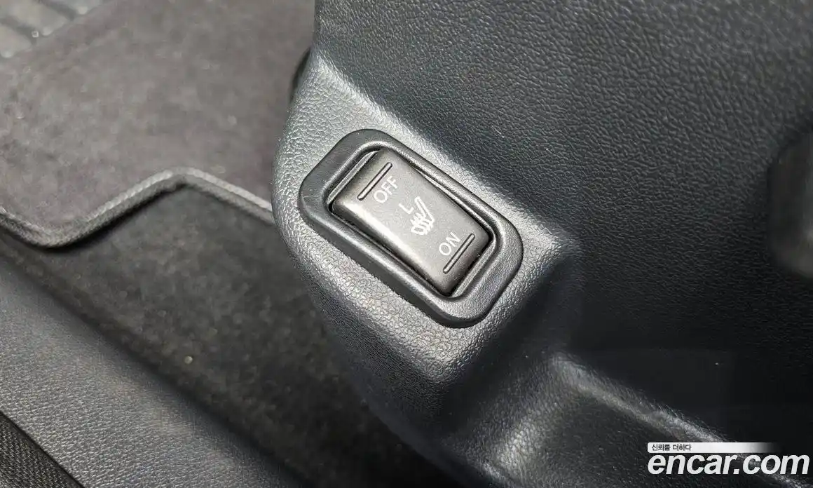 Renault SM3 2010 1.6 Автомат в Москве № 533449, фото 18