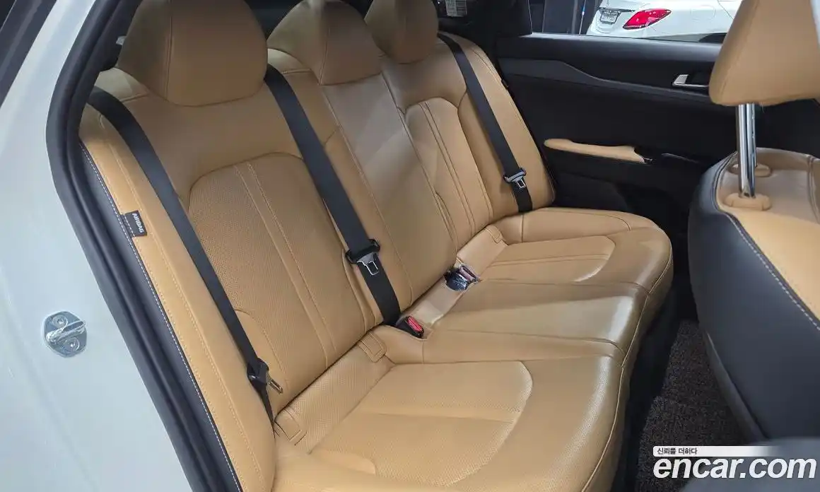 Kia K5 2022 1.6 Автомат в Москве № 53377, фото 12