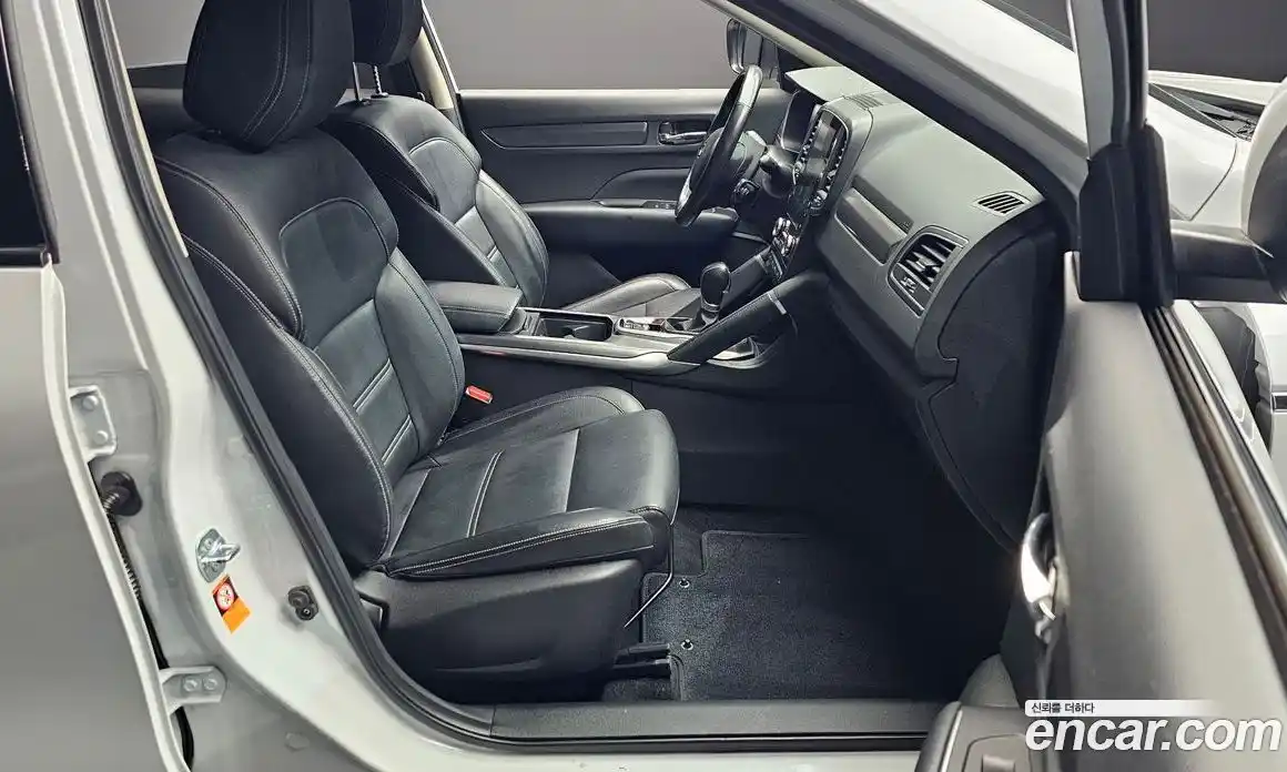 Renault QM6 2023 2.0 Автомат в Москве № 533819, фото 10