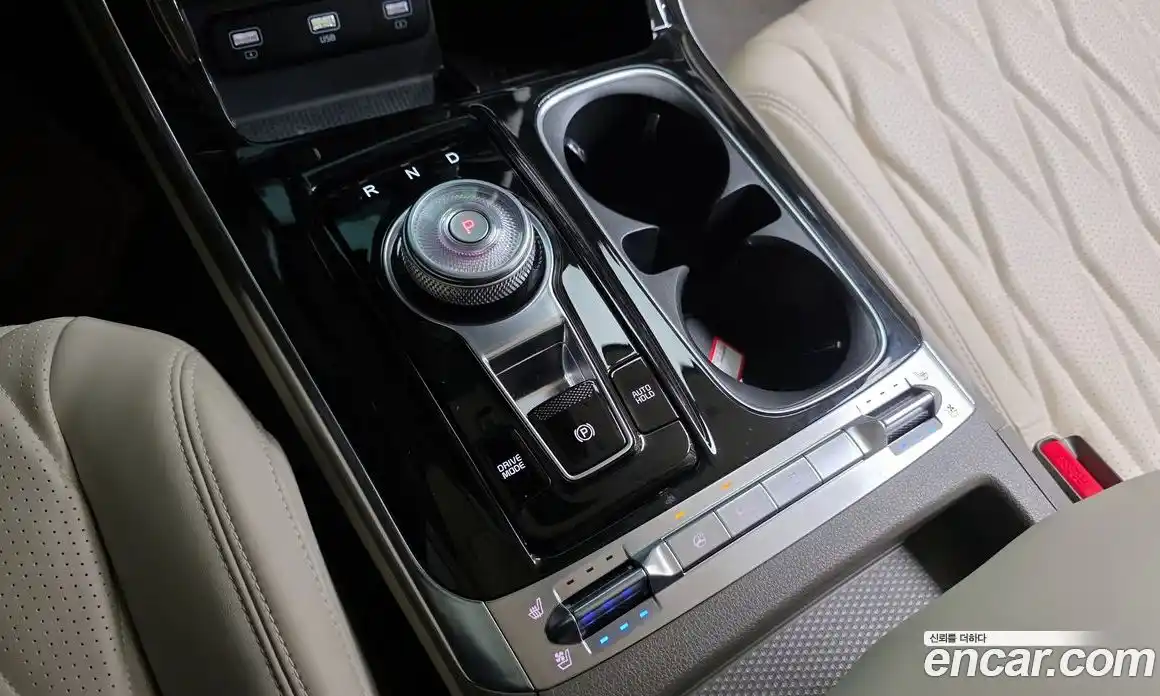 Kia Canival 2022 3.5 Автомат в Москве № 534089, фото 9