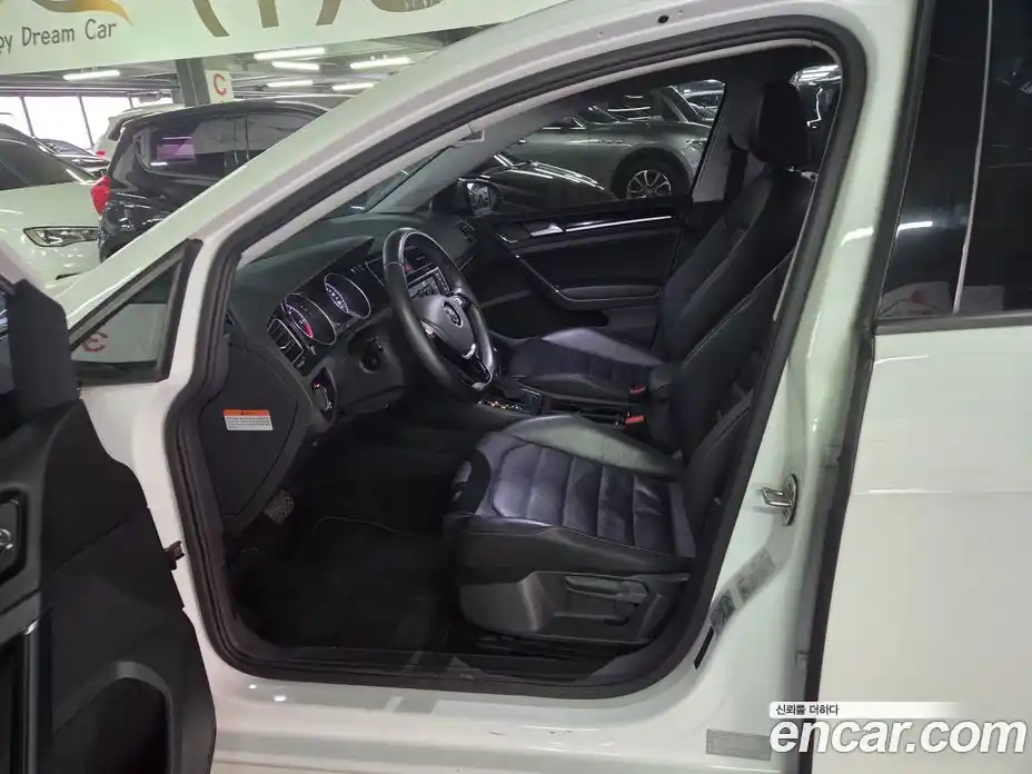 Volkswagen Golf 2016 2.0 Автомат в Москве № 534478, фото 16