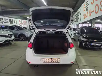 Volkswagen Golf 2016 2.0 Автомат в Москве № 534478, миниатюра 5