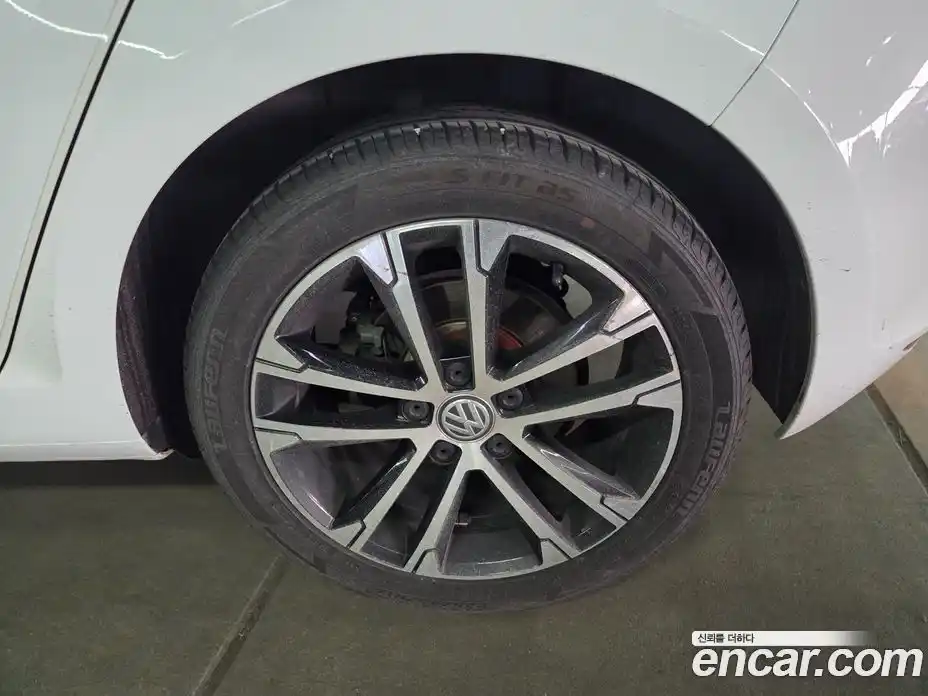 Volkswagen Golf 2016 2.0 Автомат в Москве № 534478, фото 6