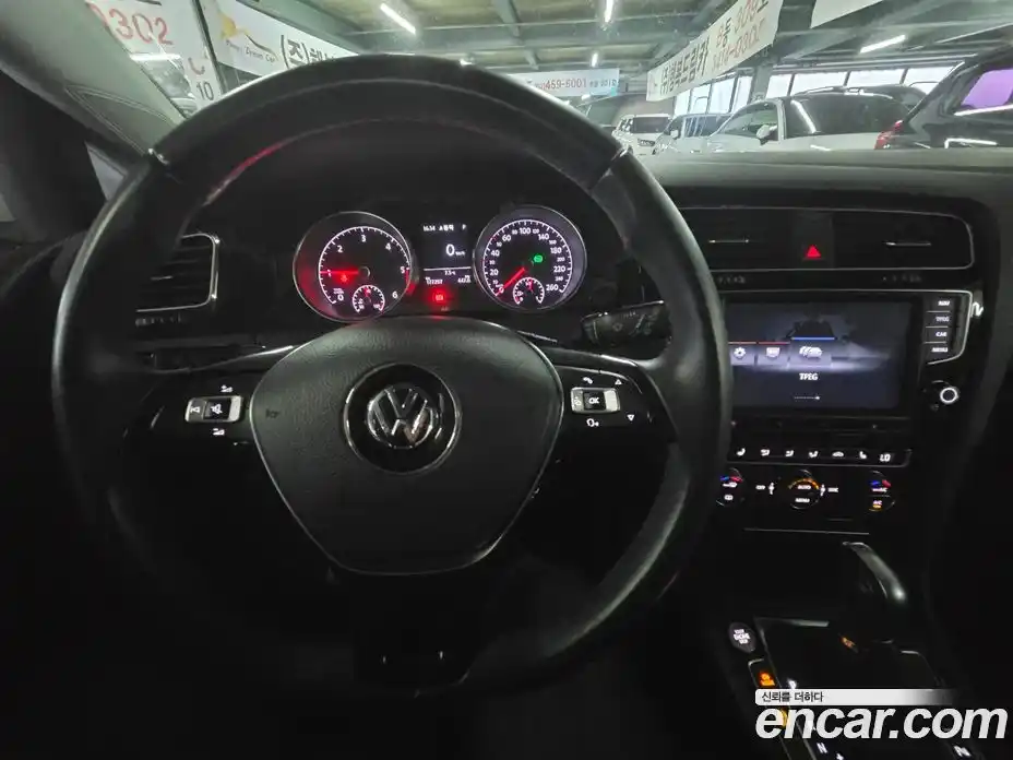 Volkswagen Golf 2016 2.0 Автомат в Москве № 534478, фото 7