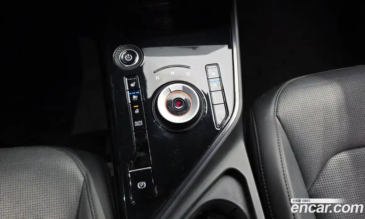 Kia Niro 2023 0.2 Автомат в Москве № 535008, фото 9