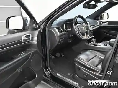 Jeep Cherokee 2019 3.6 Автомат в Москве № 535347, миниатюра 11