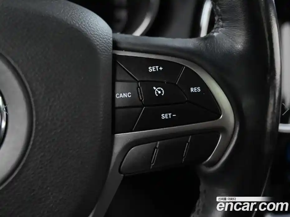 Jeep Cherokee 2019 3.6 Автомат в Москве № 535347, фото 17