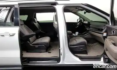 Kia Canival 2025 1.6 Автомат в Москве № 53574, миниатюра 11