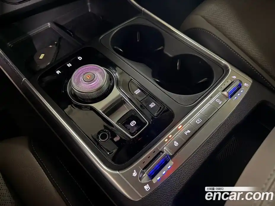 Kia Canival 2025 1.6 Автомат в Москве № 53574, фото 9