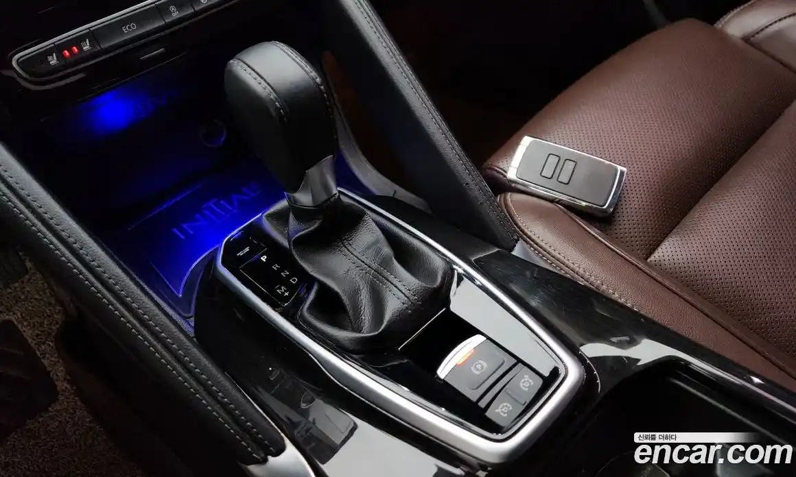 Renault QM6 2017 2.0 Автомат в Москве № 536004, фото 9