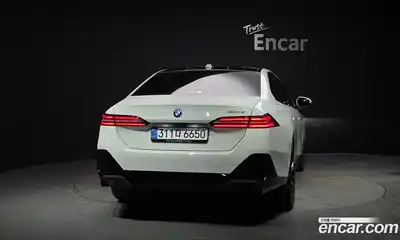 BMW 5-Series 2026 2.0 Автомат в Москве № 537562, миниатюра 4