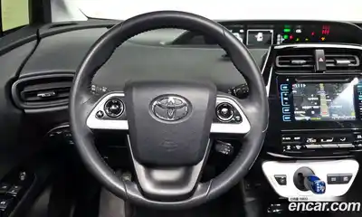 Toyota Prius 2018 1.8 Автомат в Москве № 537717, миниатюра 12