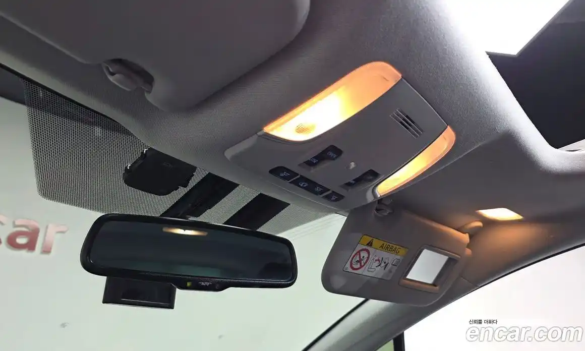 Toyota Prius 2018 1.8 Автомат в Москве № 537717, фото 15