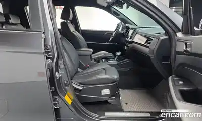 SsangYong Rexton 2023 2.2 Автомат в Москве № 538222, миниатюра 9