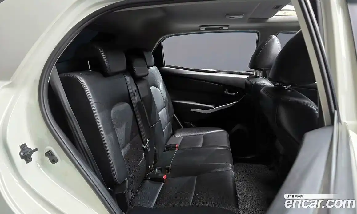 SsangYong Korando 2014 2.0 Автомат в Москве № 539073, фото 12