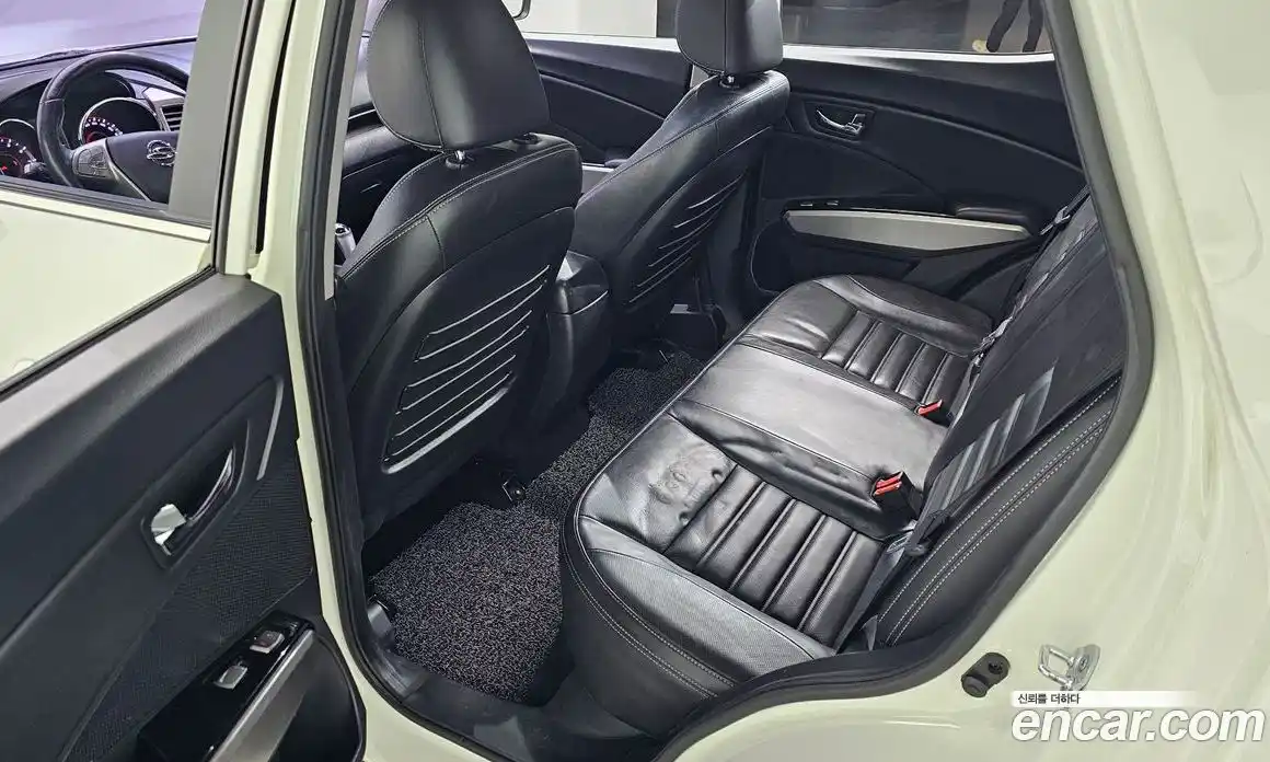 SsangYong TIBOLI 2015 1.6 Автомат в Москве № 539222, фото 12