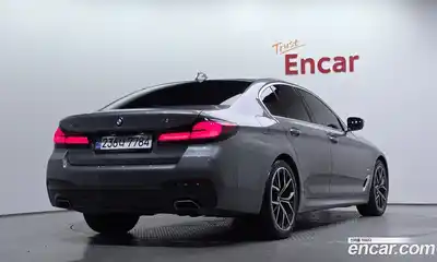 BMW 5-Series 2023 2.0 Автомат в Москве № 539697, миниатюра 2