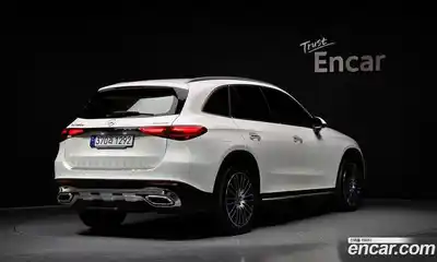 Mercedes-Benz GLC-Class 2023 2.0 Автомат в Москве № 542686, миниатюра 2